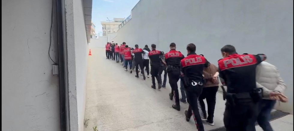 14 KADIN KURTARILDI, 11 KİŞİ TUTUKLANDI