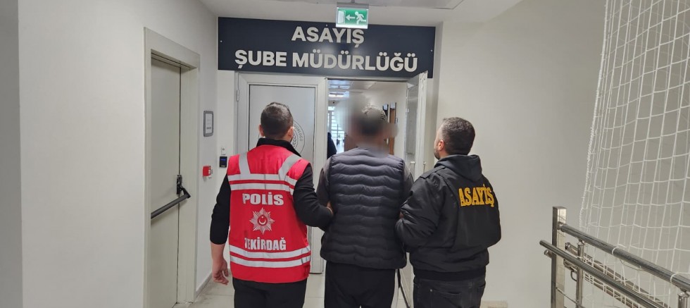 19 KİŞİ TUTUKLANDI 