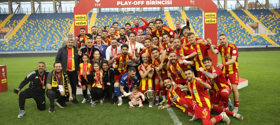 21 YIL SONRA 2 LİGE YÜKSELDİ
