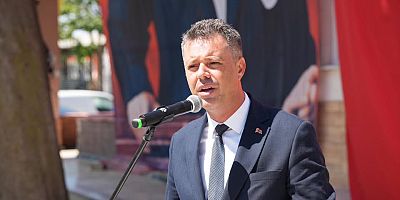 SARIKURT  CHP'DEN İSTİFA ETTİ