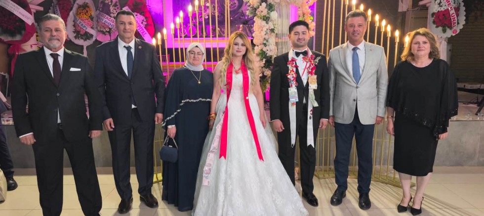 YILDIRIM VE AYDIN AİLELERİNİN MUTLU GÜNÜ